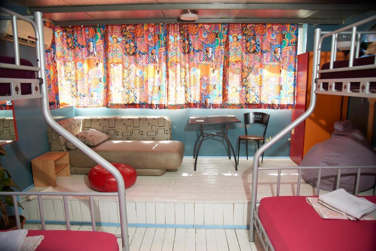 Chillout Lya Hostel & Lounge Istambul Exterior foto