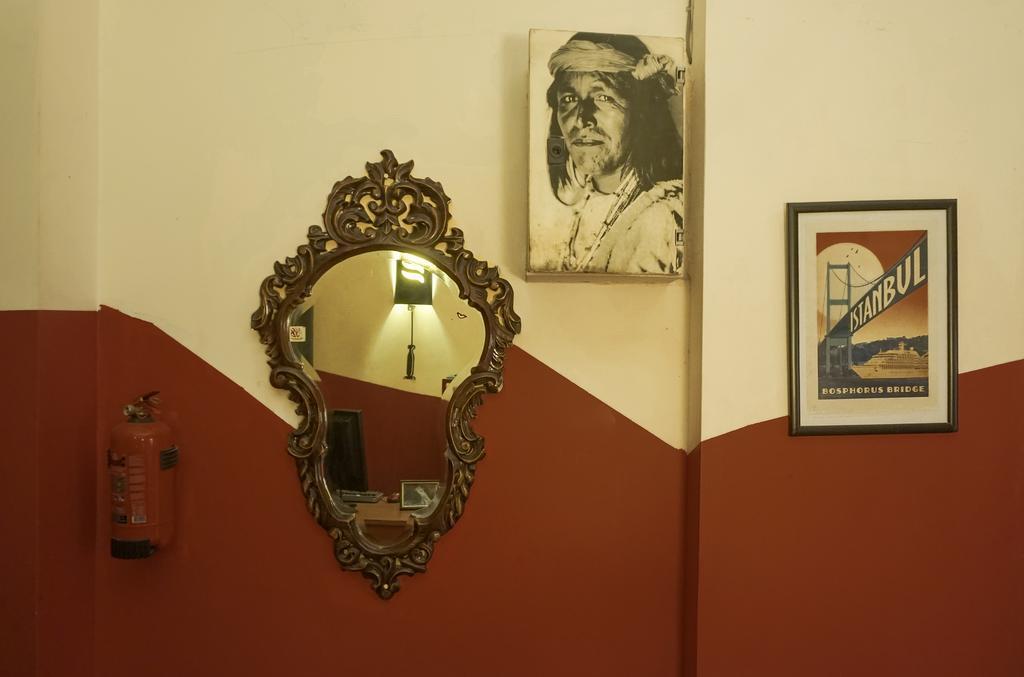 Chillout Lya Hostel & Lounge Istambul Exterior foto